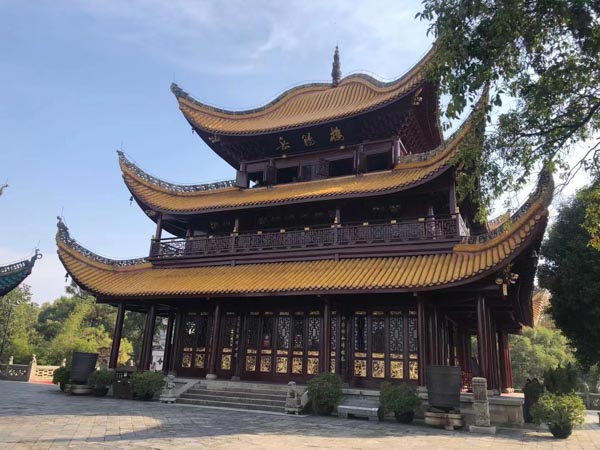 深圳法律顾问为您解答：无完全民事行为能力人能否继承股东资格？